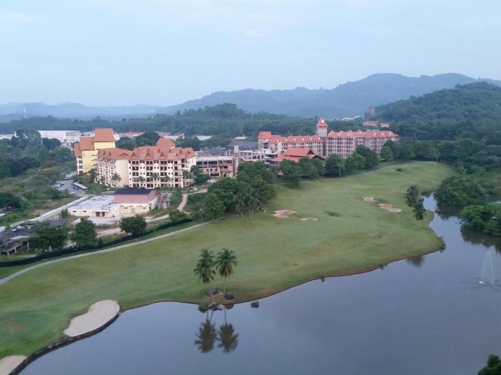 Afamosa Dsavoy Condotel Alor Gajah Exterior foto